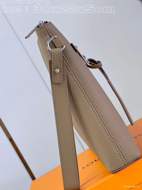 Frstbag ru VUITTON LOUIS POUCH IPAD 0805